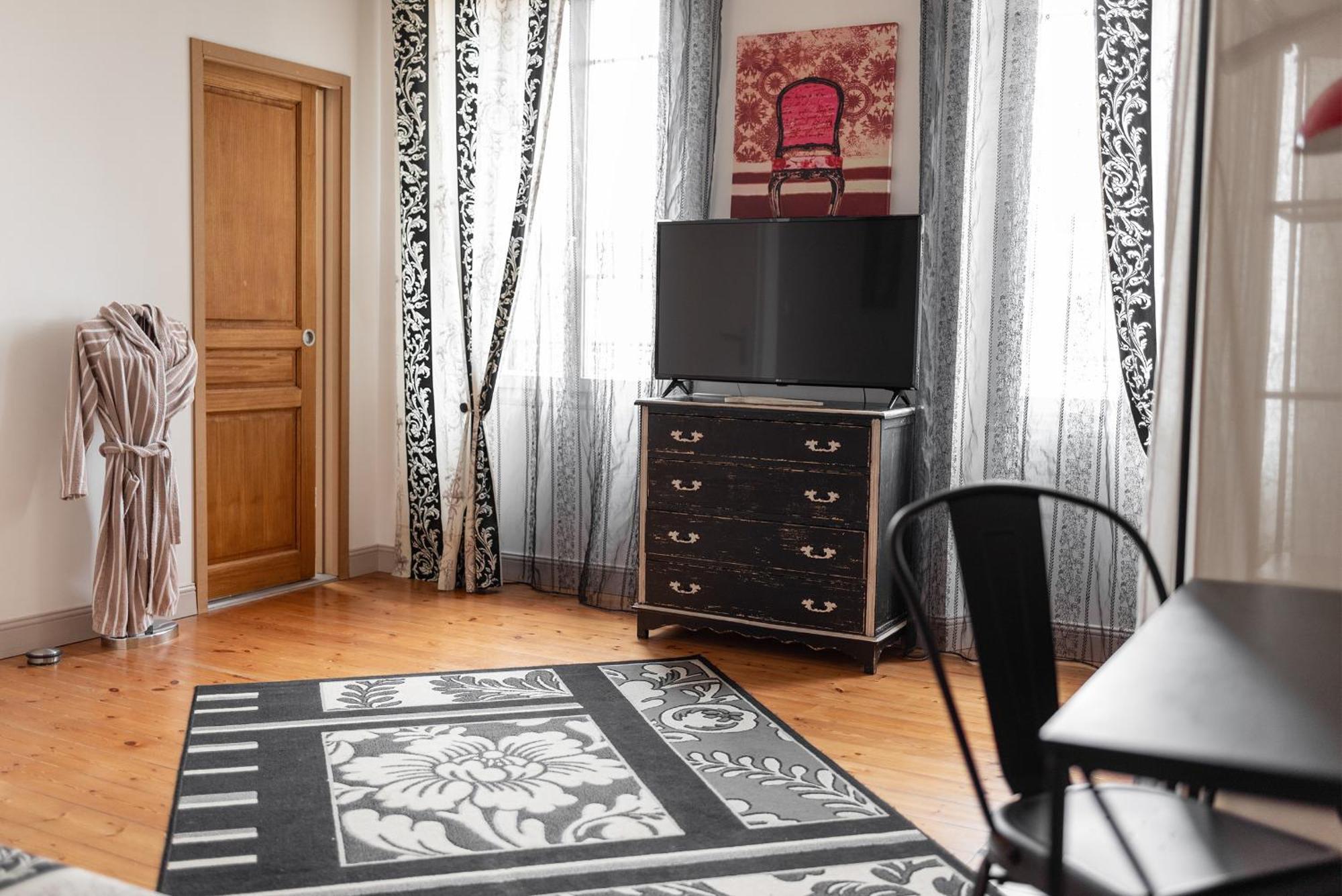Au Nid De La Madeleine Bed and Breakfast Gaillac Εξωτερικό φωτογραφία